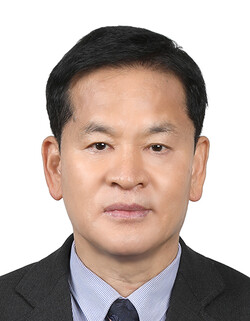 박홍근 제2대 후원위원장