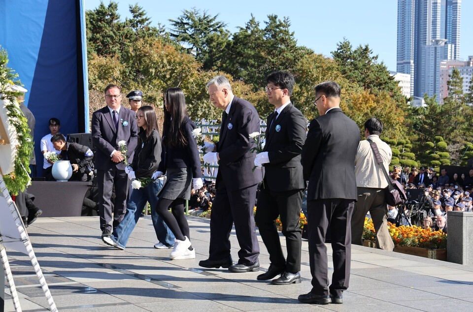 이중근 대한노인회장 겸 부영그룹 회장은 최근 '제19회 유엔 참전용사 국제 추모의 날' 기념식에 국민대표로 참석해 6·25전쟁에 참전한 유엔 참전용사들의 숭고한 헌신과 희생을 추모했다./사진=부영그룹 제공
